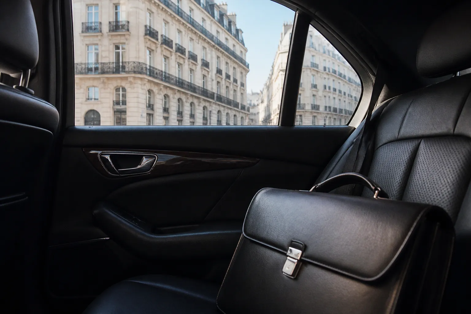 Roadshow professionnel à Paris : étapes d'un trajet réussi